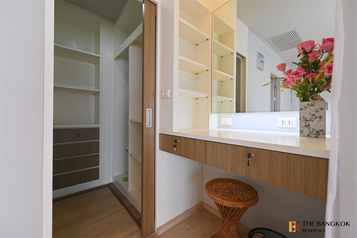 picture Noble Refine Move-in Ready, Just Bring Your Bags near BTS Phrom Phong - 6/10