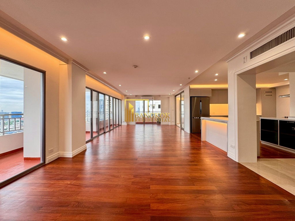 รูป Sathorn Park Place - Spacious 3 Bedroom Condo For Rent - BR60469CD - รูปที่ 1/44