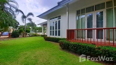 picture 2 Bedroom House for sale at Emerald Hill  5684756 - 56/78