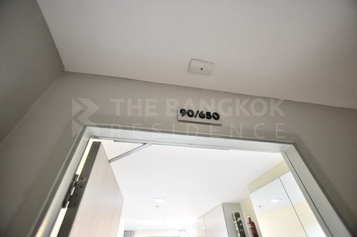 picture Ideo Mobi Rama 9 High-potential Location, Not as Expensive as You Think near MRT Rama 9 Station - 7/10