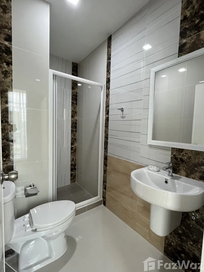 รูป บ้านหลังมุม หน้าสวน ตกแต่งครบ โกลเด้นทาวน์ เพชรเกษม-เลียบ 1413844 - รูปที่ 10/12