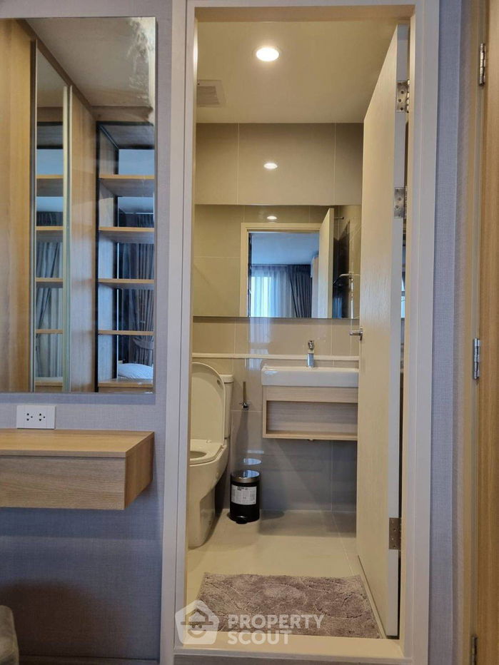 picture 1-BR Condo at Nue Connex Condo Don Mueang in Sanambin (ID 2307252) - 9/11