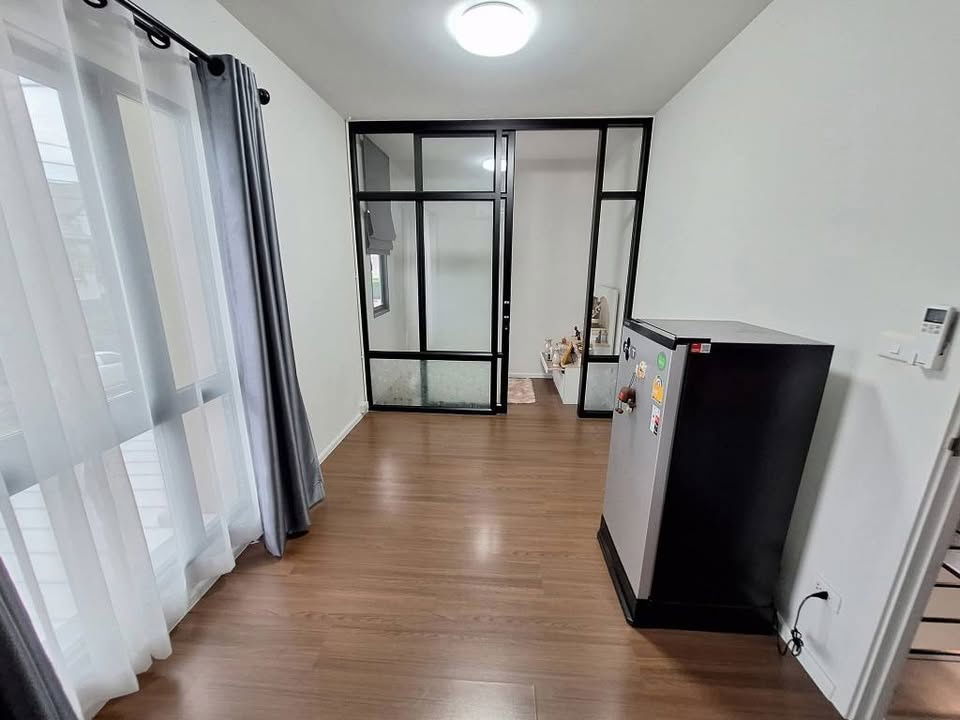 รูป ให้เช่าบ้านแฝด โครงการเซนส์ บางนา-สุวรรณภูมิ เดือนละ 45,000 บาท - รูปที่ 8/11