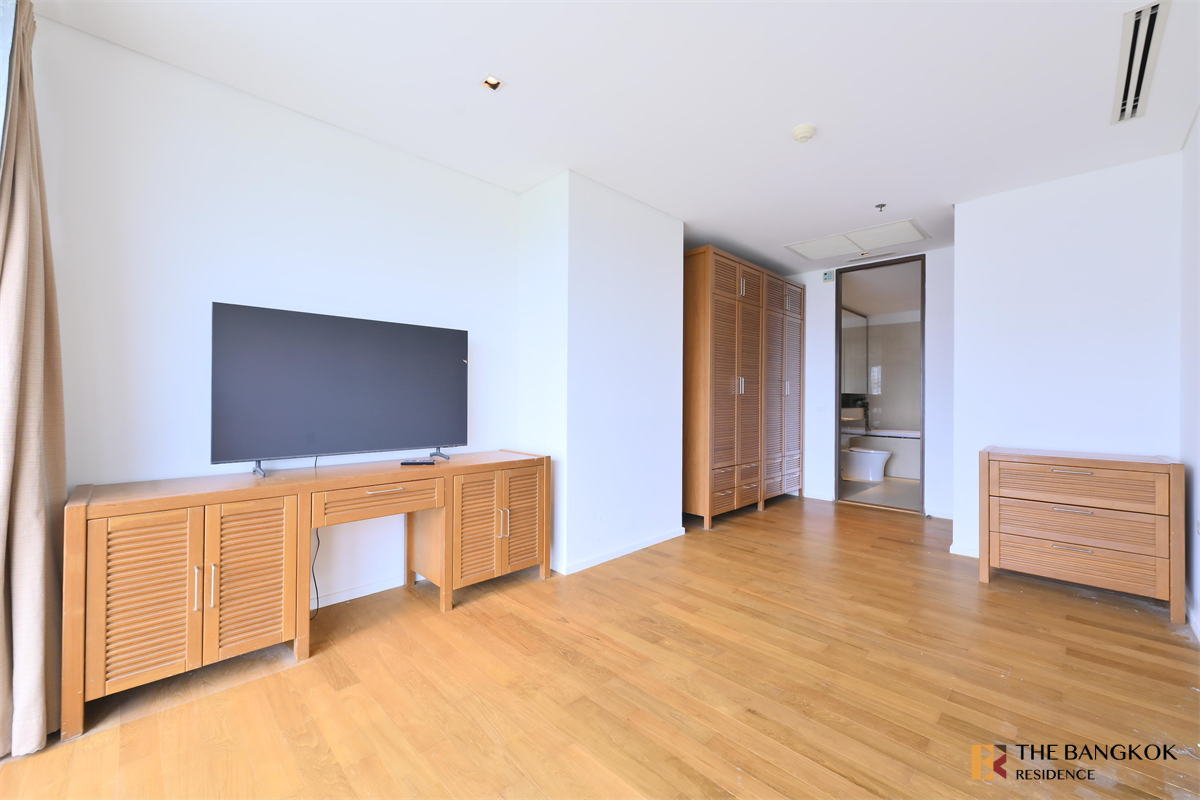 picture Condo in Central City at an Affordable Price The Lakes near BTS Asok - 10/10