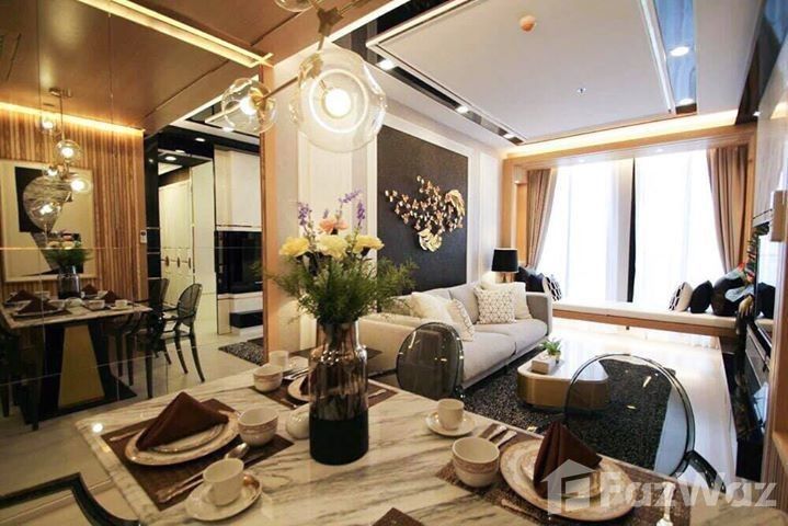 picture 1 Bedroom Condo for rent at Noble Ploenchit 154716 - 2/12