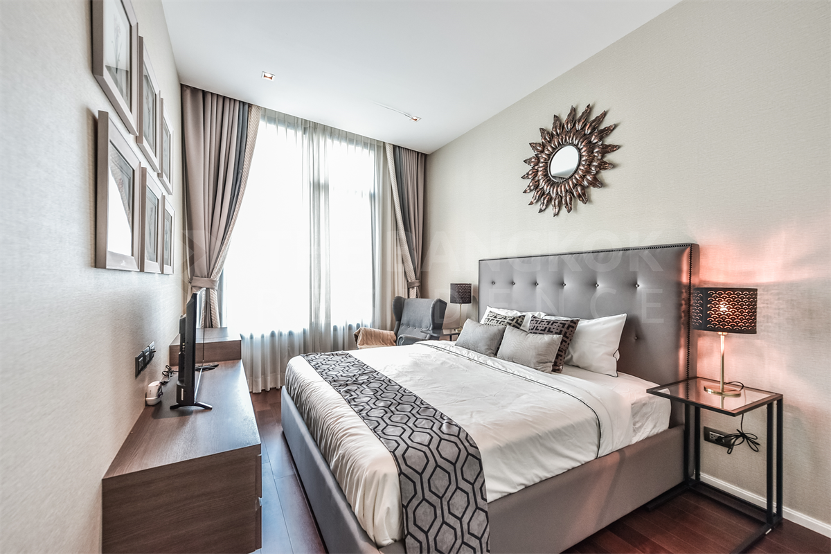 picture The Diplomat 39 Luxury Condo in Central City Location near BTS Phrom Phong - 2/10