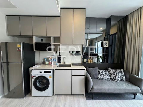 1 Bed Nice Room Good Location Close to BTS Phaya Thai 700 m. & ARL Ratchaprarop 250 m. @ The Room Phayathai