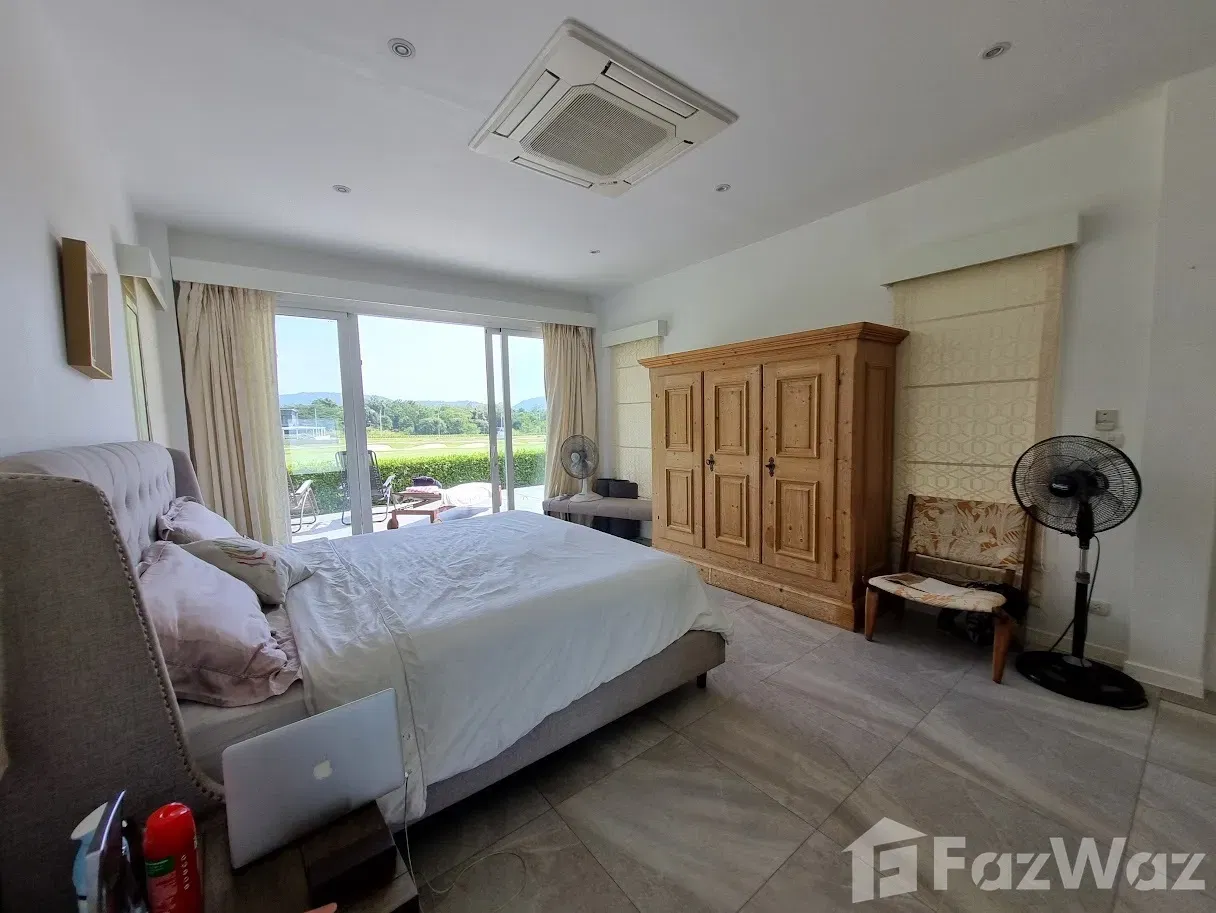 picture 3 Bedroom Pool Villa for Sale in Black Mountain Gold Course 1973728 - 20/24