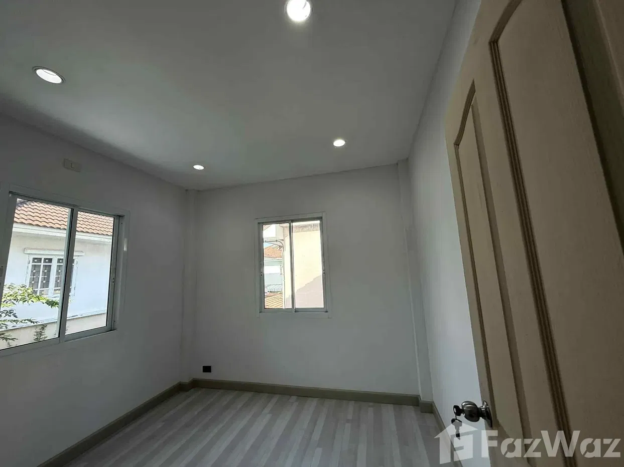 picture 4 Bedroom House for sale at Vararom Prachauthit 98  5613736 - 4/8