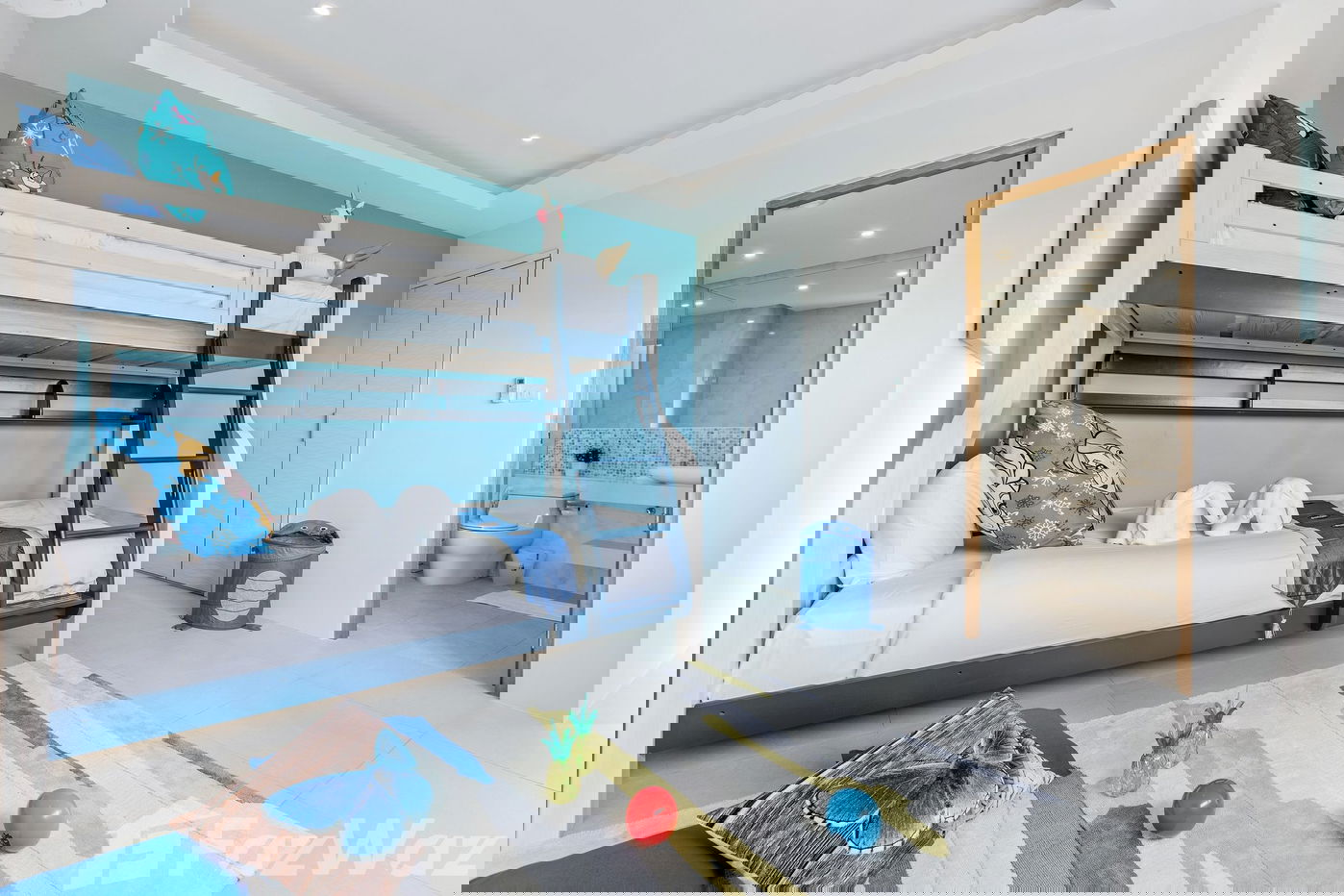 รูป วิลล่าให้เช่า 4 ห้องนอน ในโครงการ เดอะ ริจ 642708 - รูปที่ 30/44