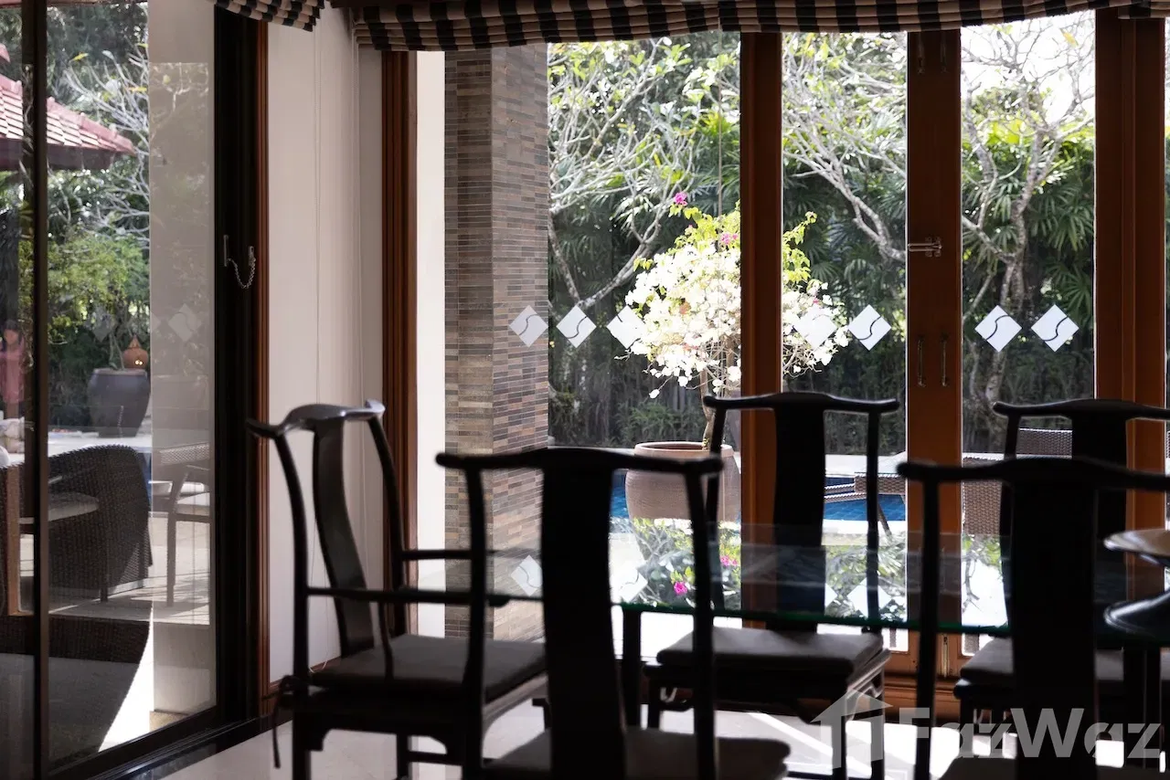 picture 4 Bedroom Villa in Laguna Links 1890819 - 31/60