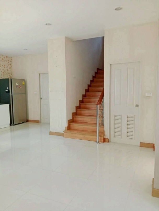 picture House for RENT! Close to Town near Big-C shopping mall, Central Festival, Fresh Market and etc.📍Location: Pimuk 4 Village - 2/13