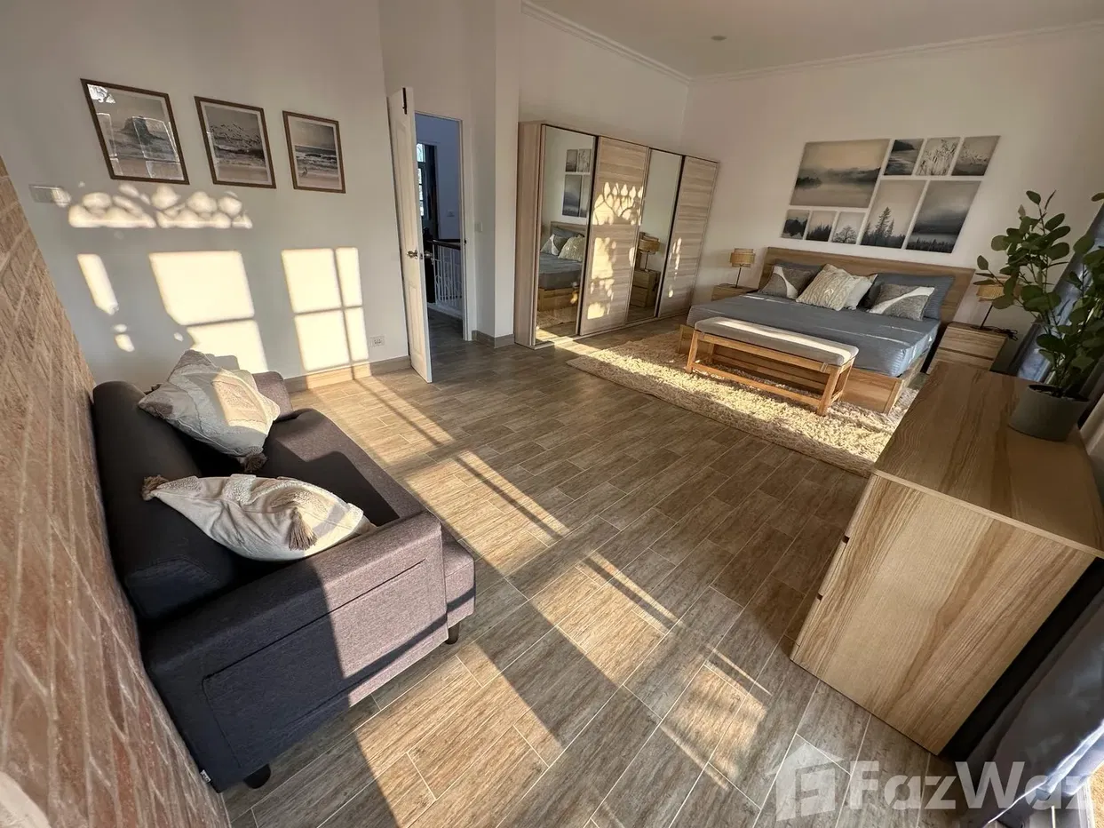 picture A beautiful 4-bedroom townhouse with a stunning lake view 5685493 - 16/35