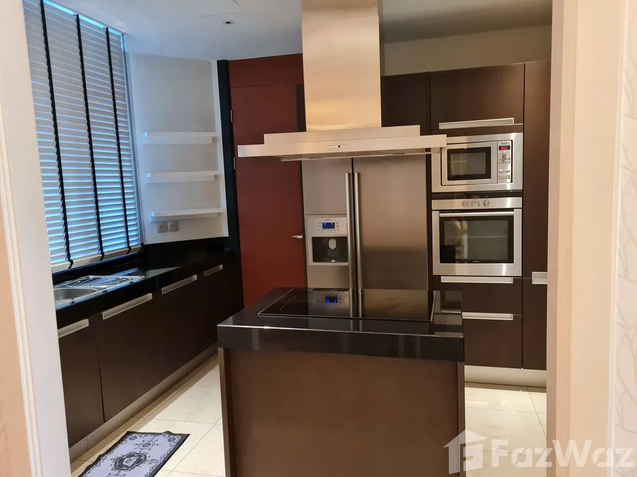 picture The Infinity Condominium 1971475 - 8/15