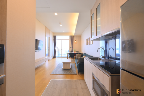 Siamese Exclusive Sukhumvit 42 near BTS Ekkamai Move-in Ready, Just Bring Your Stuff