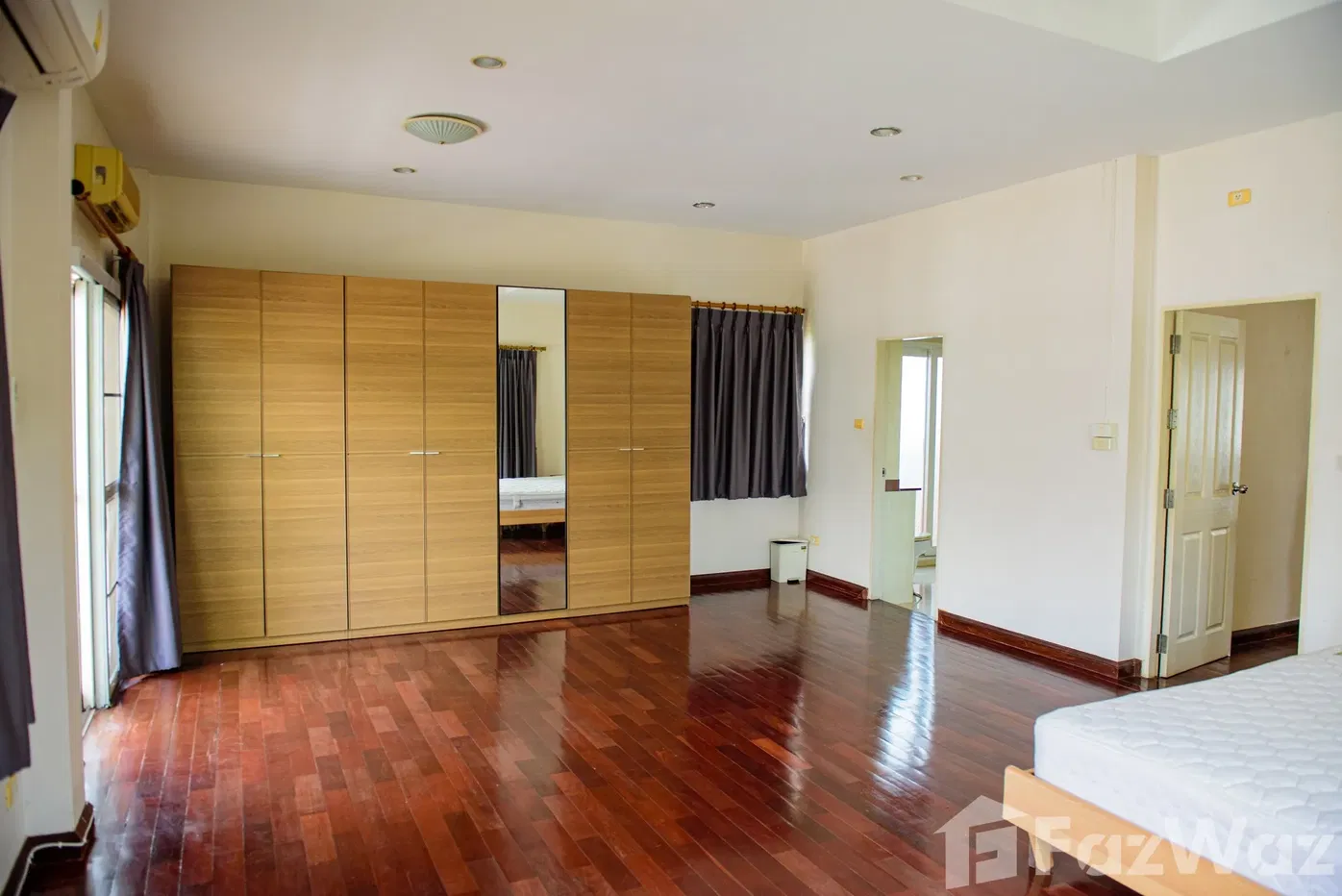 รูป บ้านเดี่ยวให้เช่า 4 ห้องนอน ในโครงการ เพอร์เฟค เพลส รามคำแหง 164 5675584 - รูปที่ 3/11