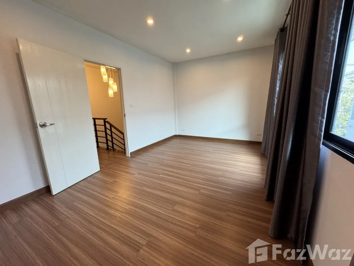 picture 3 Bedroom Townhouse for sale at Supalai Essence Ladprao  5700747 - 13/14