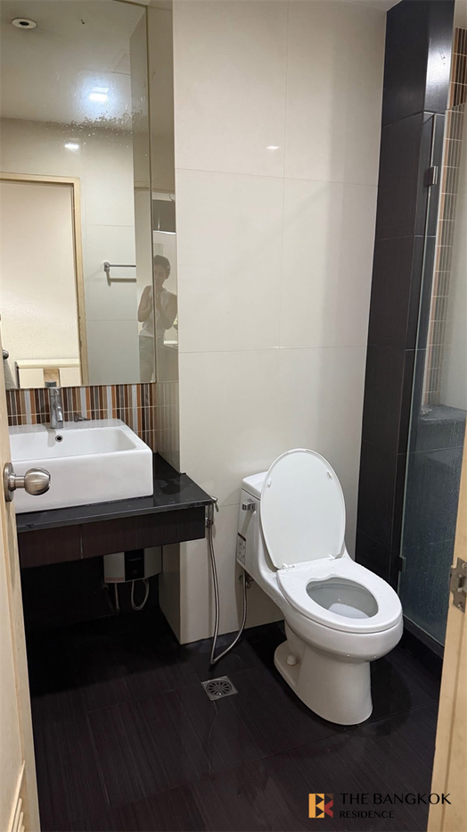 picture Tree Condo Sukhumvit 42 Special price, hurry before it’s gone - 7/9
