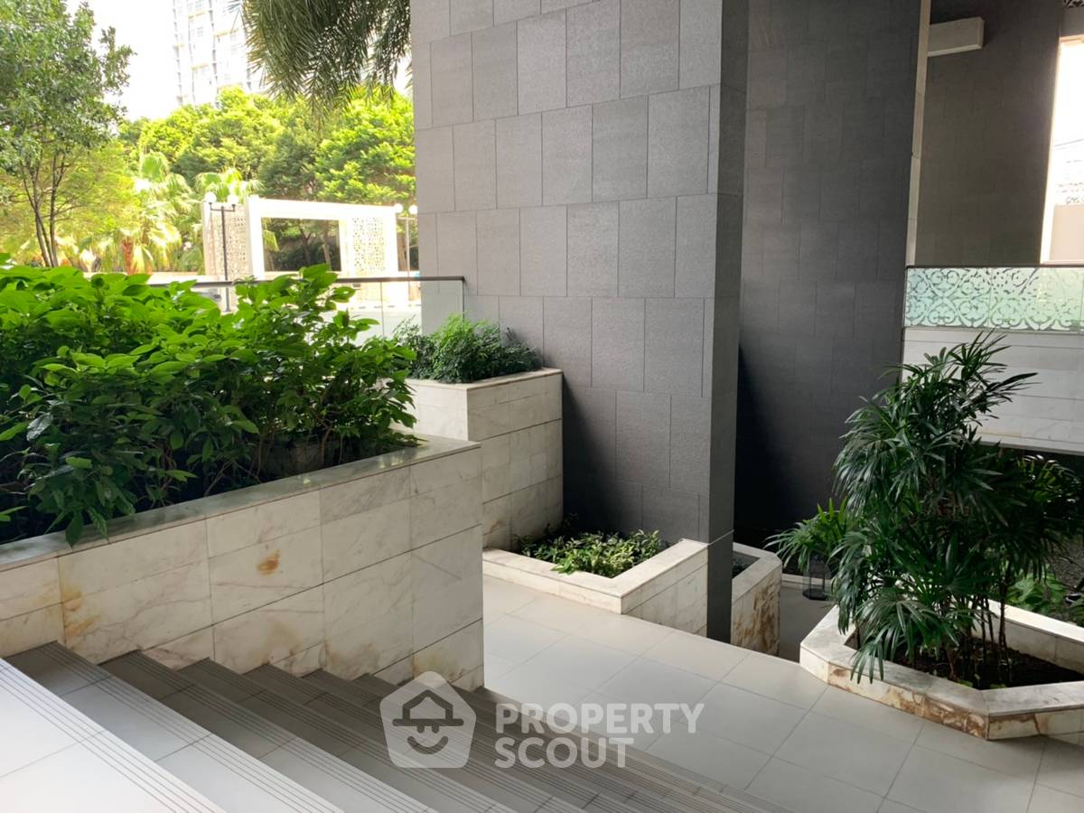 รูป คอนโด 2-ห้องนอน ที่ ริธึ่ม สุขุมวิท 50 ใกล้ BTS อ่อนนุช (ID 886647) - รูปที่ 9/12