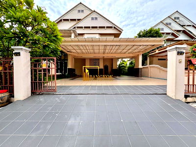 บ้านเดี่ยว ม.เกษมบัณฑิต : Baan Pattanakarn - Spacious 4 Bedroom House For Sale in Pattanakarn - BR28159SH