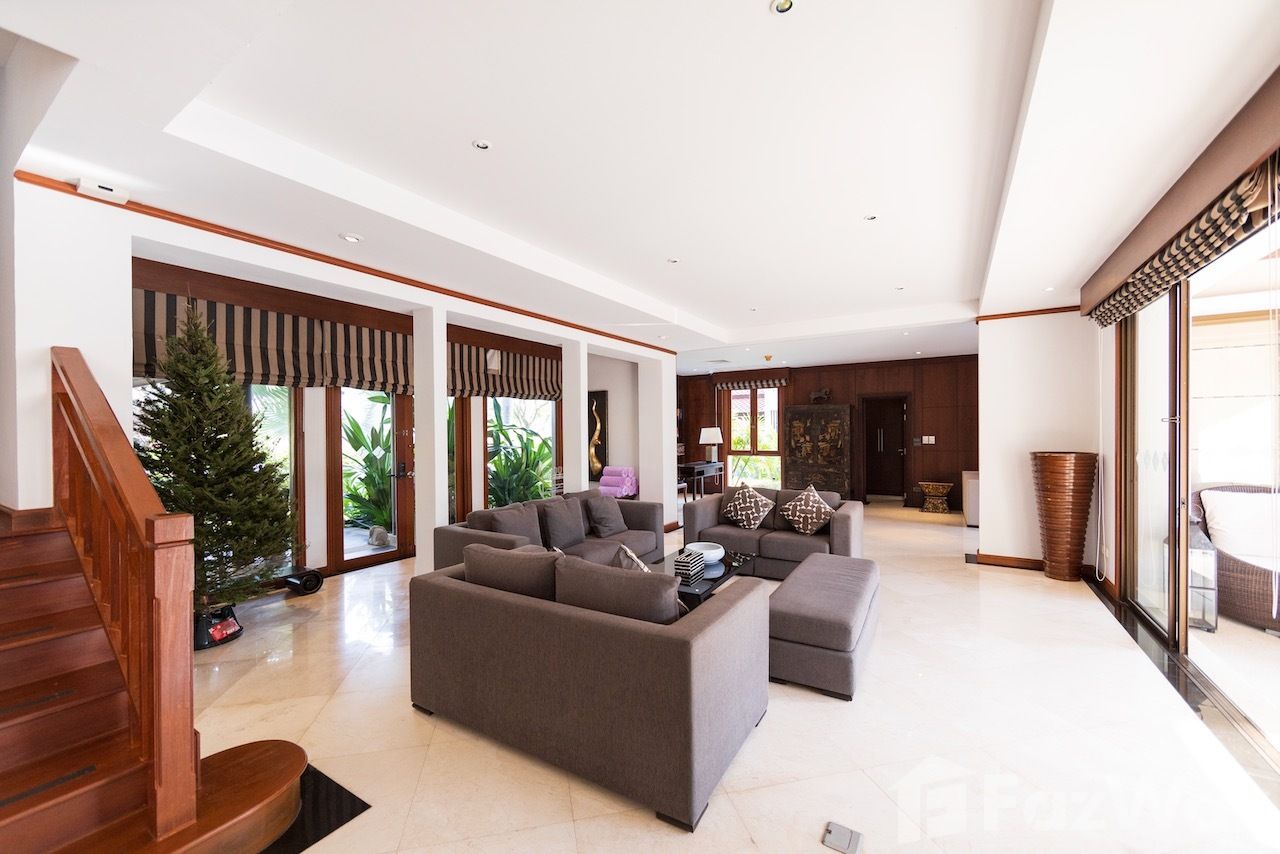 picture 4 Bedroom Villa in Laguna Links 1890819 - 57/60