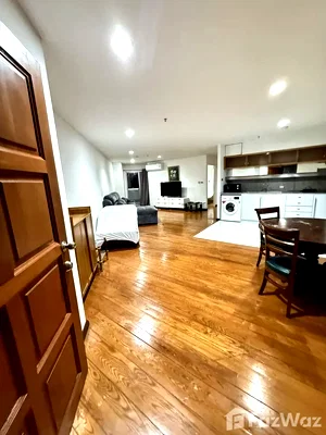 ขายคอนโด : ขาย คอนโด 3 ห้องนอน ในโครงการ วิทยุ คอมเพล็กซ์ 5695139