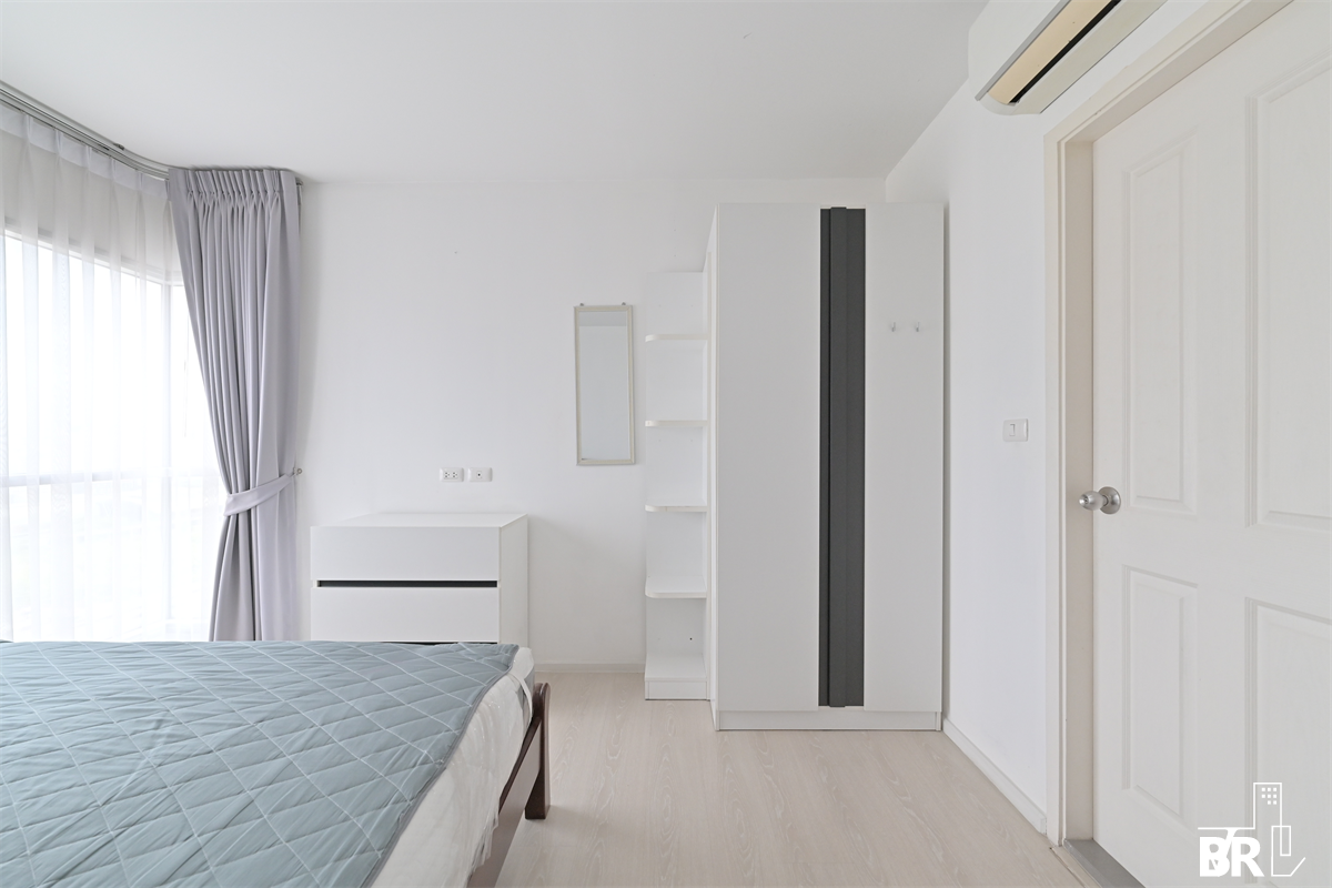 picture Aspire Rama 9 near MRT Rama 9 Station Comfortable and Ready to Move-in - 6/10