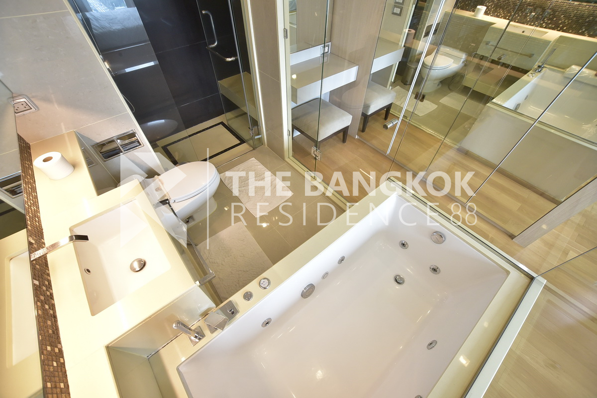picture The Address Asoke Looking for an owner for this special unit near MRT Phetchaburi Station - 8/9