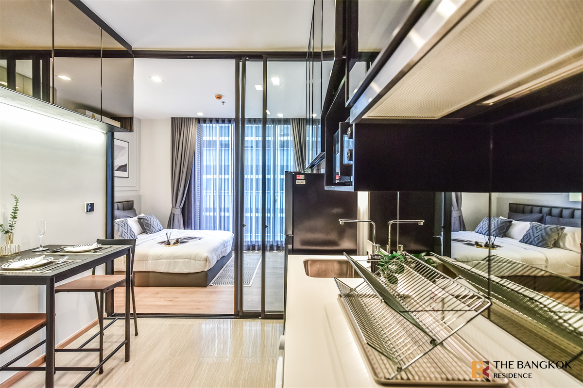 picture Noble Around Ari near BTS Ari Special Unit, Great Value - 9/10