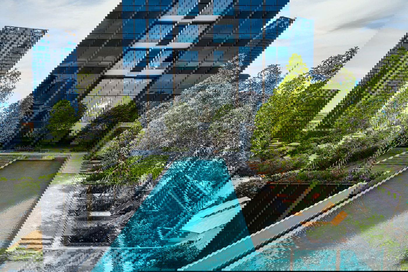 รูป In the heart of the city. 1371656 - รูปที่ 2/6