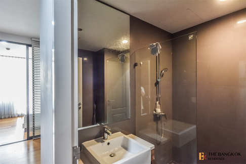Book before anyone else Noble Revo Silom near BTS Surasak