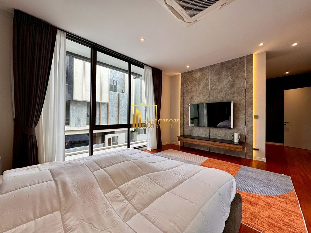 รูป Bugaan Pattanakarn | Elegant 4 Bed House in Pattanakarn Area - BR28255SH - รูปที่ 25/65