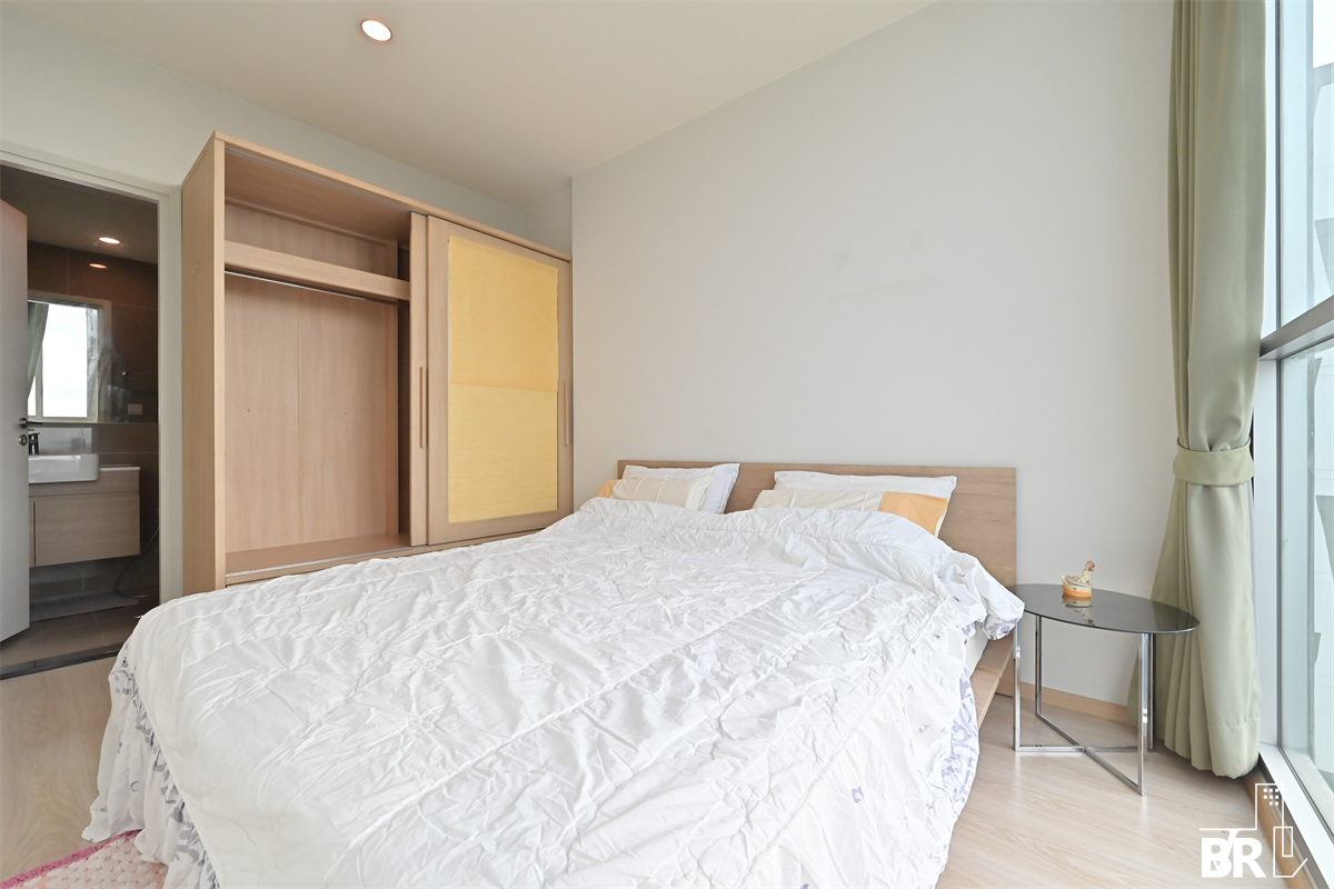 picture Noble Revolve Ratchada 2 Elevate Comfort at an Unbeatable Price near MRT Cultural Center of Thailand Station - 3/10