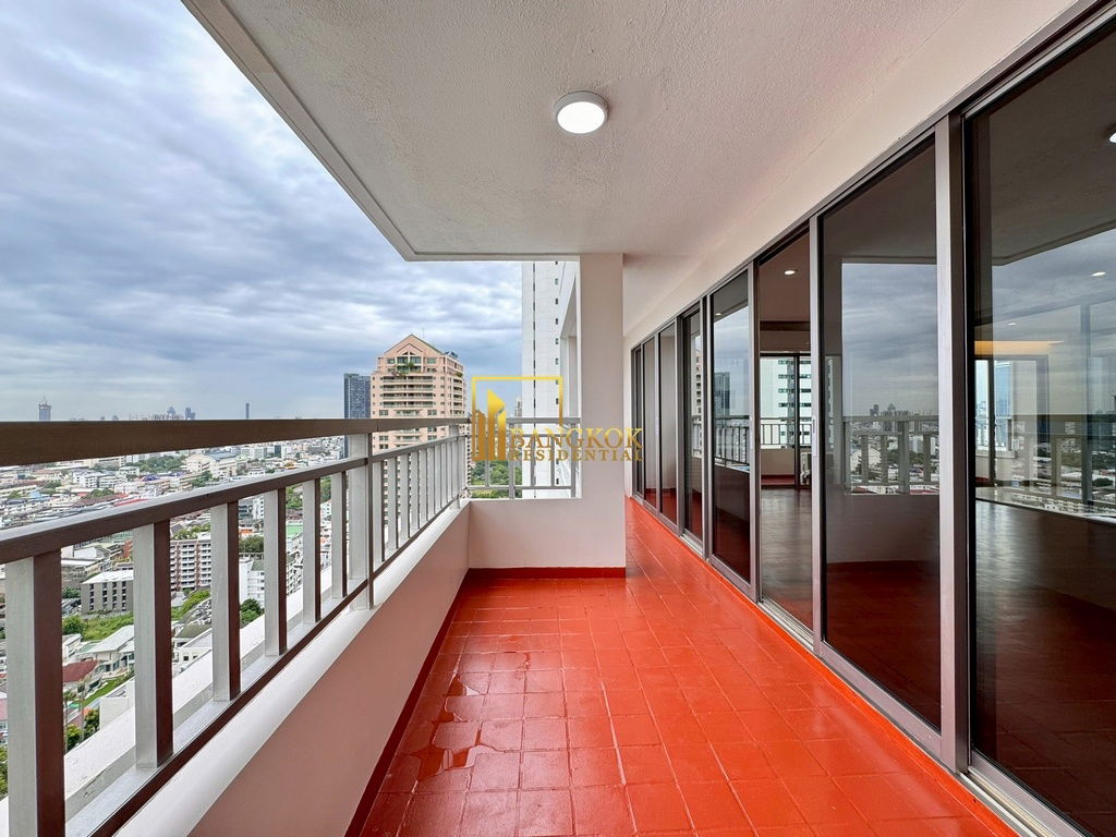 รูป Sathorn Park Place - Spacious 3 Bedroom Condo For Rent - BR60469CD - รูปที่ 6/44