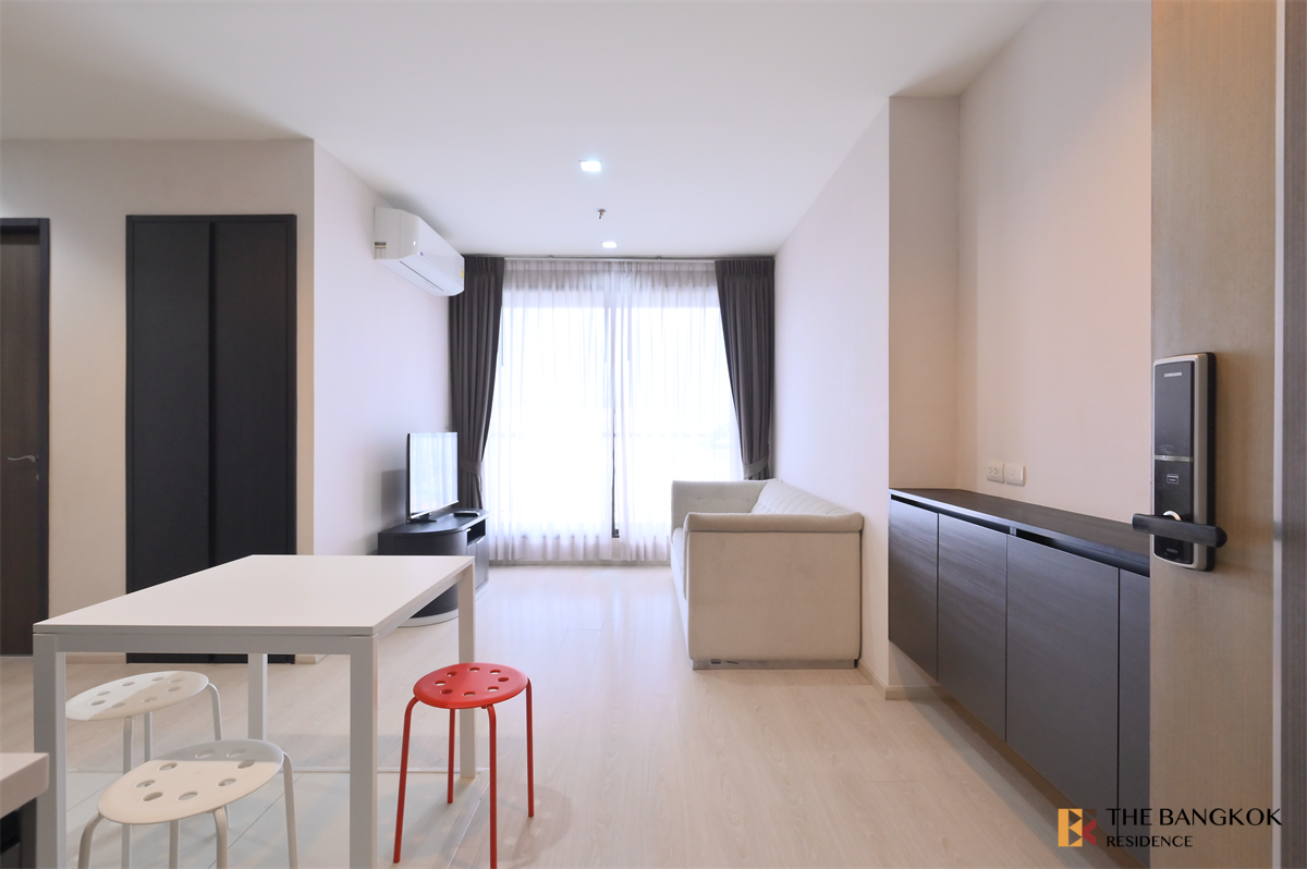 picture RHYTHM Sukhumvit 44/1 near BTS Phra Khanong High-potential Location, Convenient Travel - 10/10