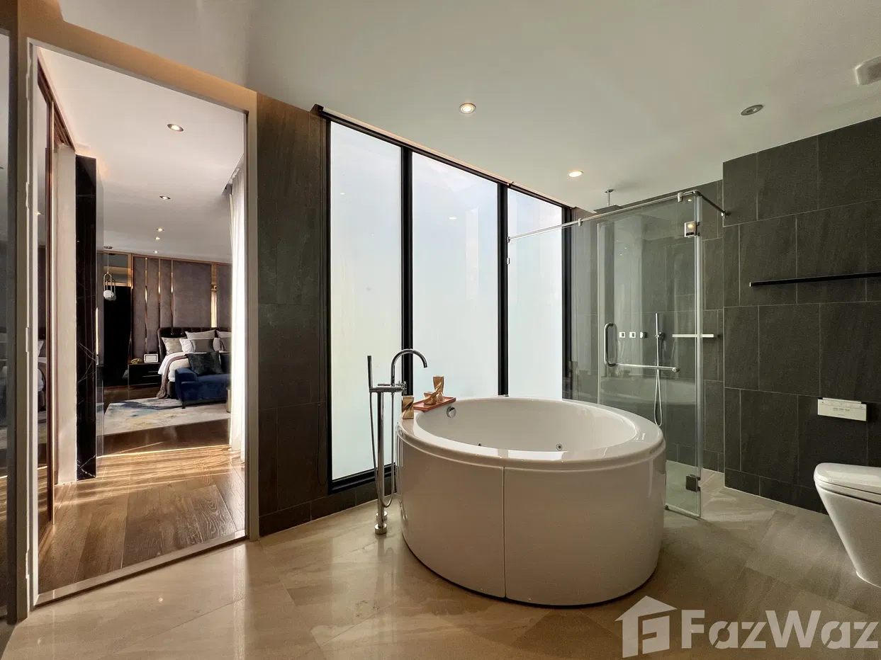 picture Luxury pool villa. Rooftop with elevato, private swimmiing. 5707497 - 67/92