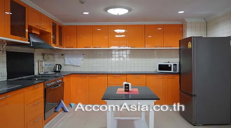 picture 🔼🔽 AccomA 📩 Huge 4 bedrooms unit at Inter condominium with spacious balcony 9 mins to Nana BTS - 8/16