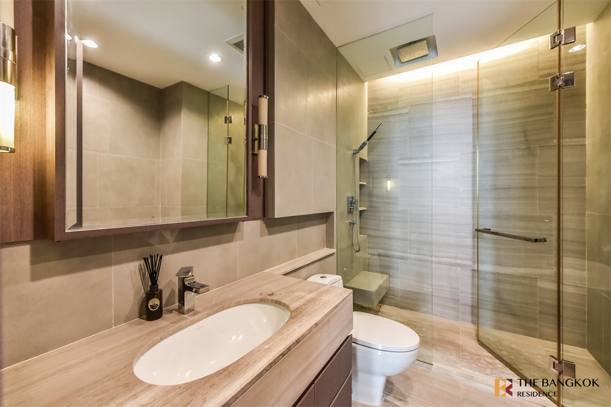 picture Save Time, Convenient Travel The Diplomat Sathorn near BTS Surasak - 10/10