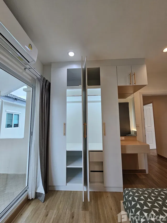 picture Peace of Mind Living, Furnished Modern 3-Bedroom Home 5692095 - 30/37