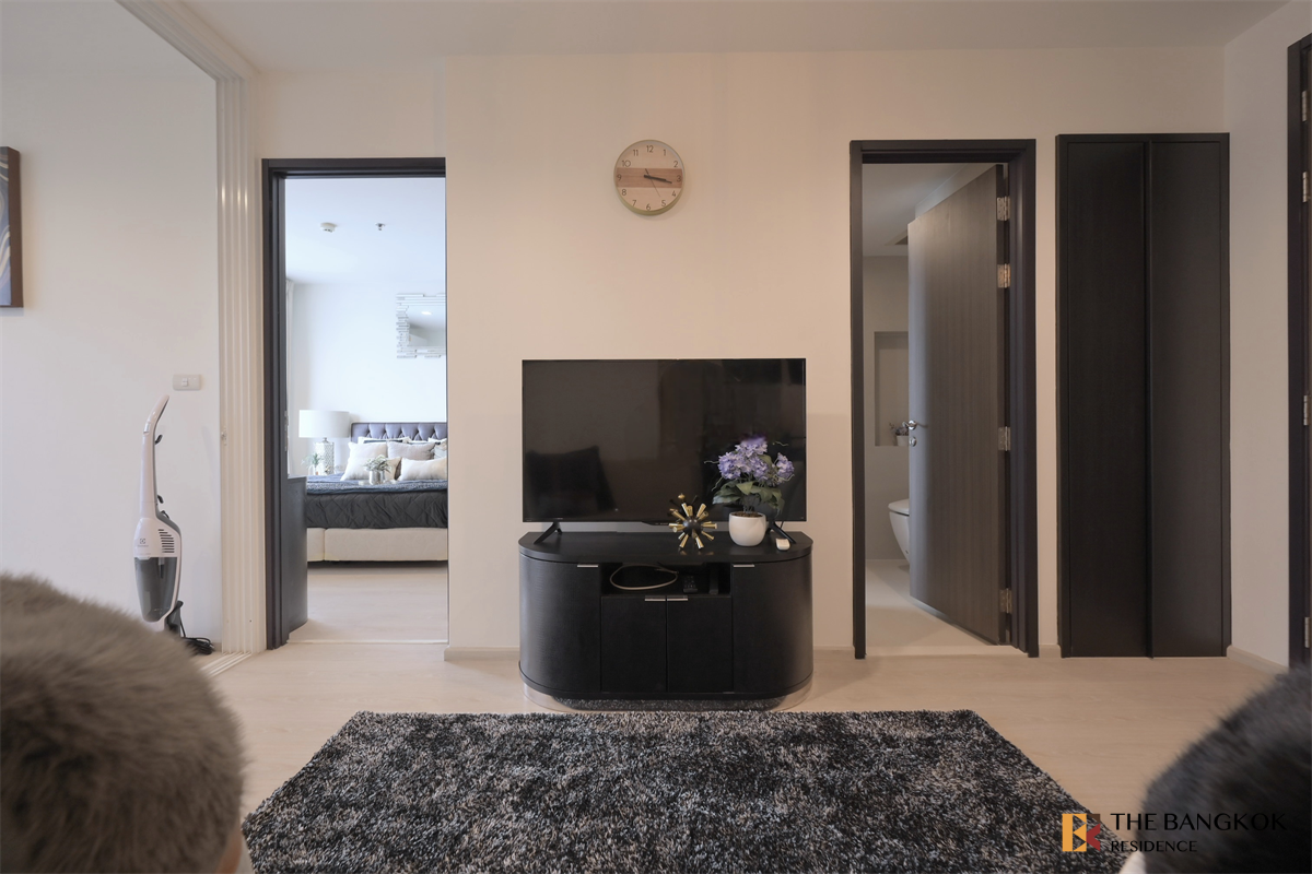 picture Convenient Travel, Great Value per Square Meter RHYTHM Sukhumvit 44/1 near BTS Phra Khanong - 2/10