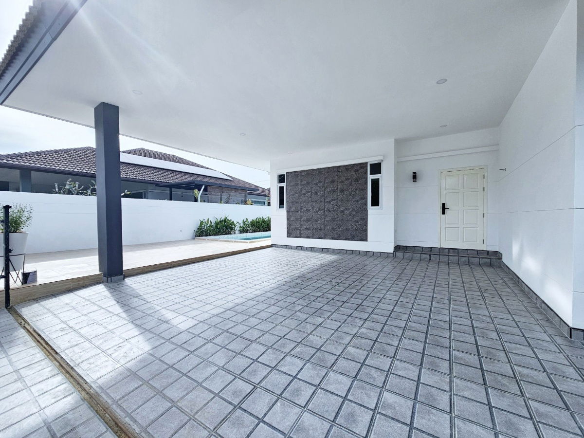 รูป บ้านพูลวิลล่าเรโนเวทใหม่ พัทยา สวยมาก 3 ห้องนอน 2 ห้องน้ำ พร้อมสระ บนเนื้อที่ 104ตรว. พร้อมอยู่ - รูปที่ 30/32