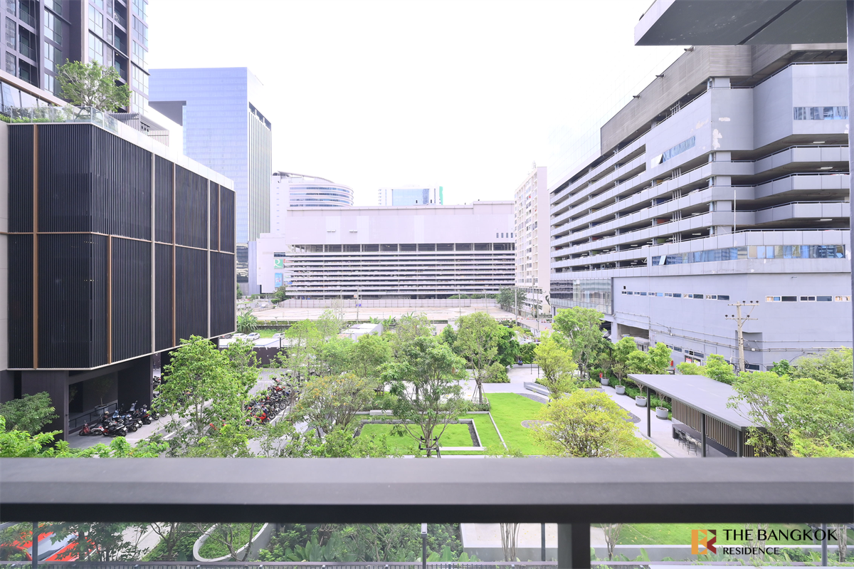 picture One9Five Asoke - Rama9 Condo in Business District near MRT Rama 9 Station - 9/10