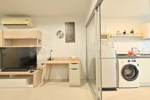 Location Near Employment, Surrounded by Lifestyles Aspire Rama 9 near MRT Rama 9 Station