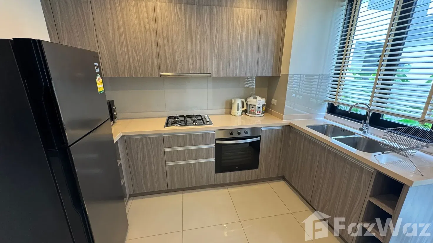 picture Modern 5-Bedroom Laguna Park Townhouse with Rooftop Pool 5716921 - 15/30