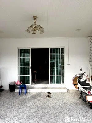 Houses for sale Nong Prue, Chonburi : Located in the peaceful Saensuk Town Village. 5575431