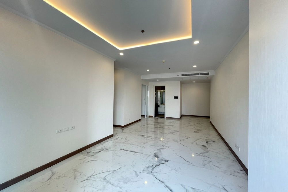 picture Sale Empty room !! SELL AT LOSS!! 📣 high floor 17+, With fixed parking!!🔥 Code C20231100388..Supalai Elite Surawong, 2 bed, 2 bath, Partly Furnished - 3/8