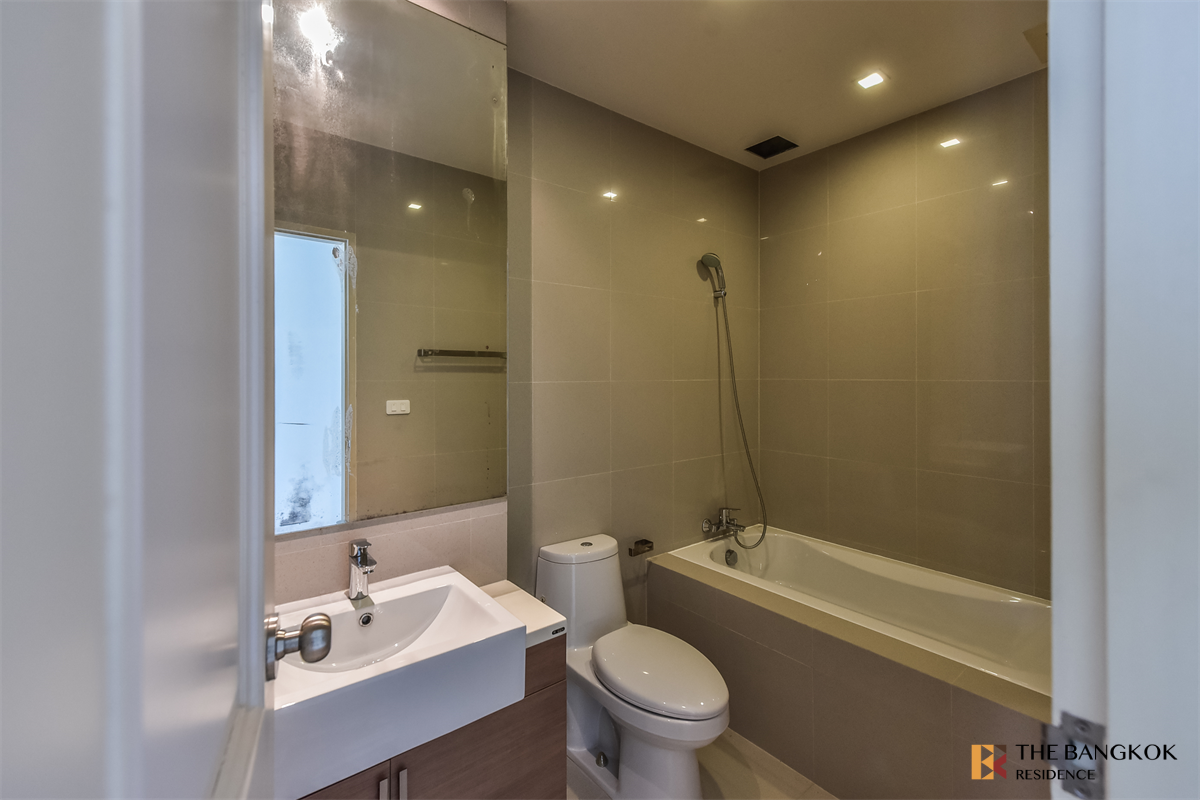 picture Noble Reform near BTS Ari Hurry to book!! Unexpected value - 6/10
