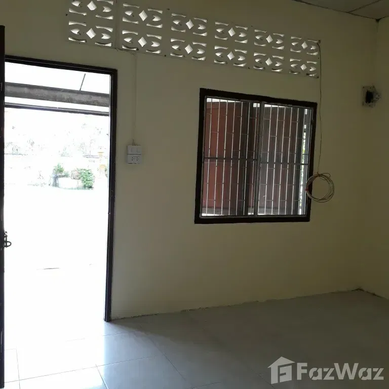 รูป ทาวน์เฮ้าส์ให้เช่า 2 ห้องนอน ใน ห้วยใหญ่, ชลบุรี 1033136 - รูปที่ 2/5