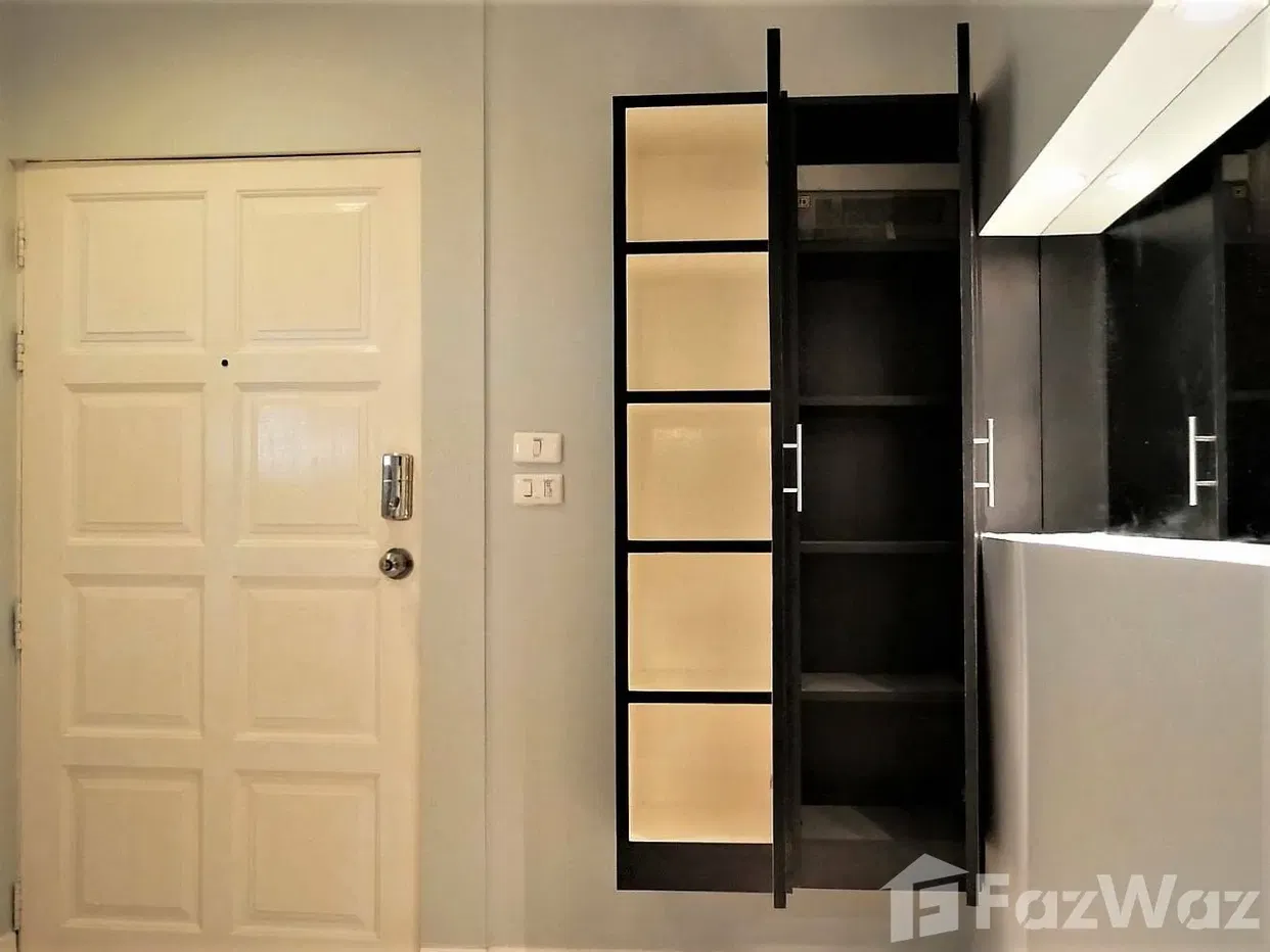 picture 1 Bedroom Condo for sale at J.C. Tower  660470 - 5/8