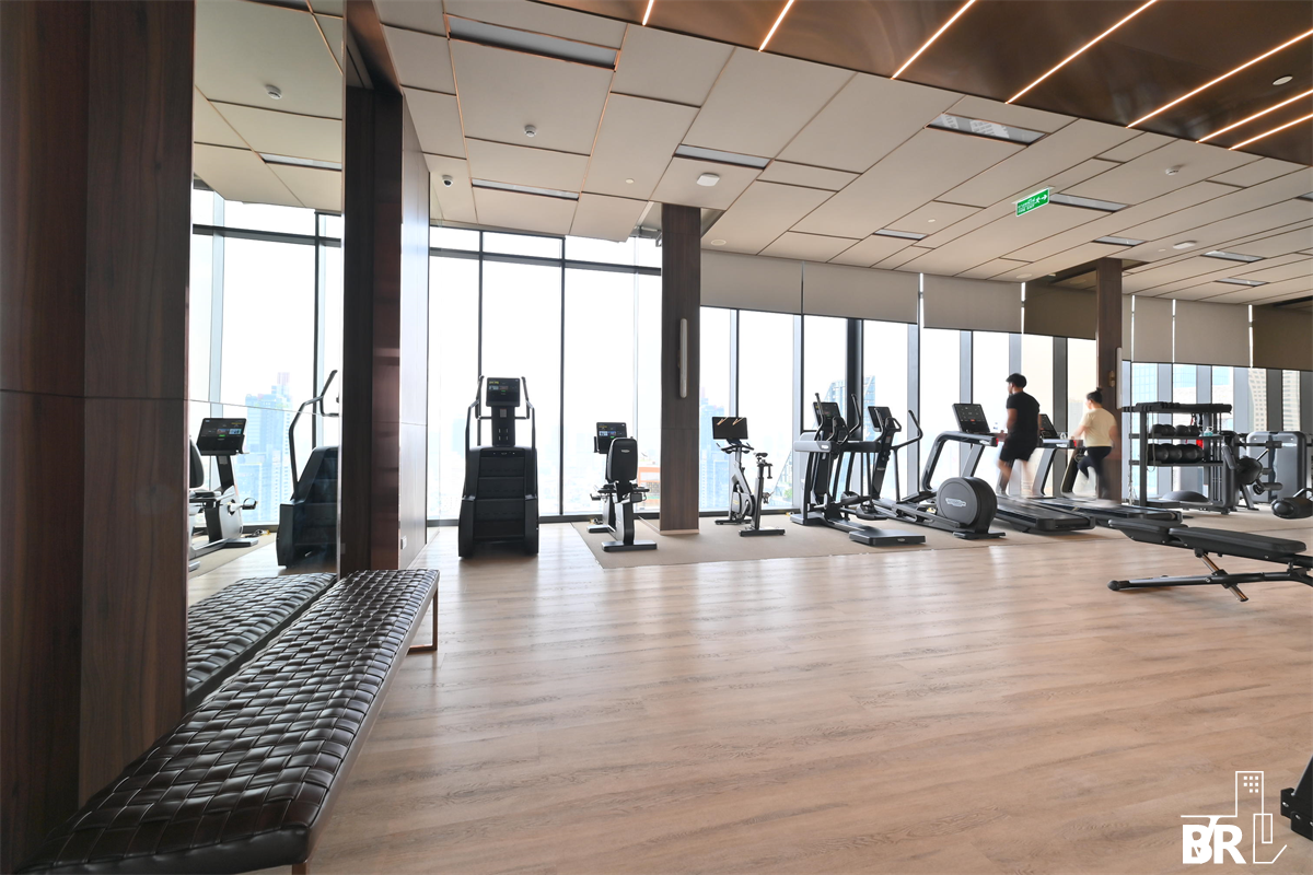 picture Location Near Employment, Surrounded by Lifestyles ANIL Sathorn 12 near BTS Saint Louis - 8/9